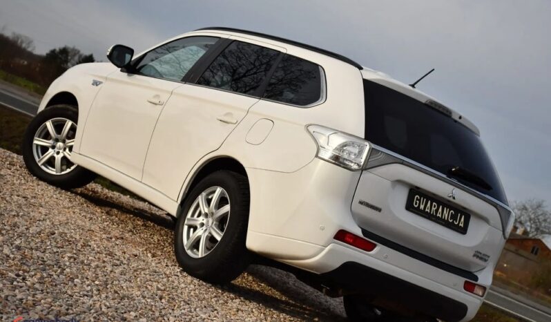 Mitsubishi Outlander 2.0 4WD Plug-In Hybrid full