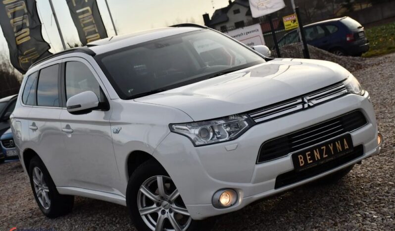 Mitsubishi Outlander 2.0 4WD Plug-In Hybrid full
