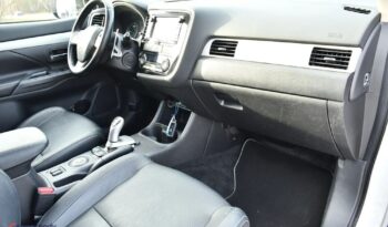 Mitsubishi Outlander 2.0 4WD Plug-In Hybrid full