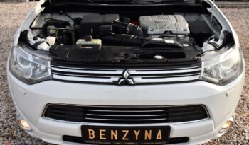 Mitsubishi Outlander 2.0 4WD Plug-In Hybrid full