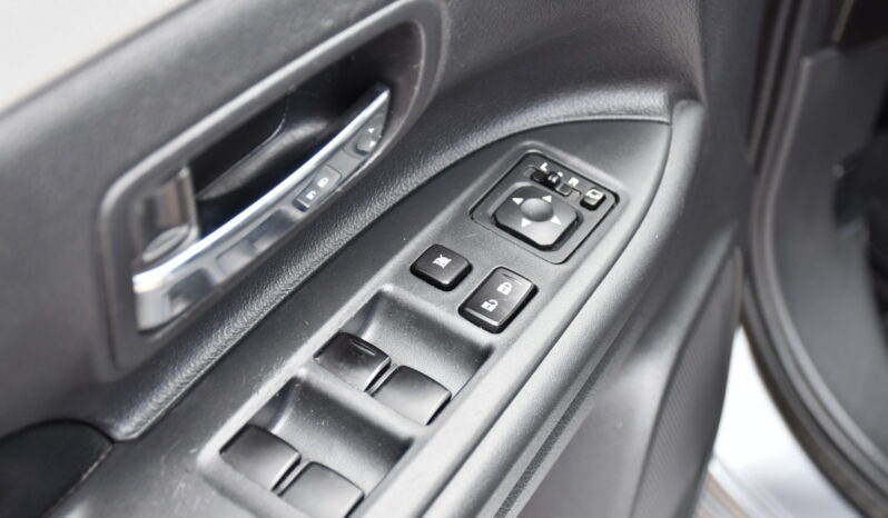 Mitsubishi Outlander 2.0 4WD Plug-In Hybrid full