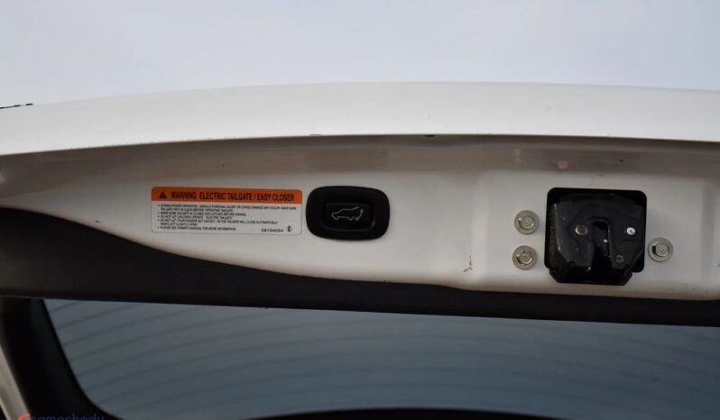 Mitsubishi Outlander 2.0 4WD Plug-In Hybrid full