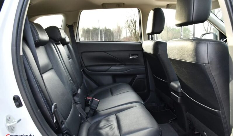 Mitsubishi Outlander 2.0 4WD Plug-In Hybrid full