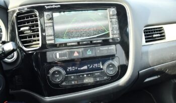 Mitsubishi Outlander 2.0 4WD Plug-In Hybrid full