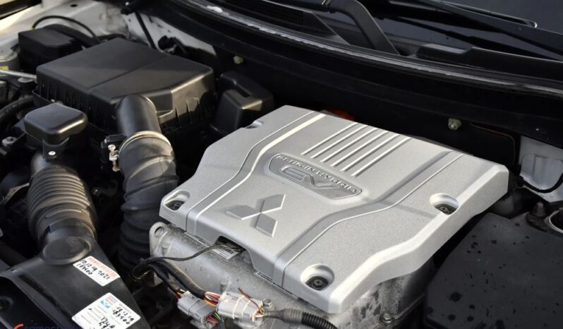 Mitsubishi Outlander 2.0 4WD Plug-In Hybrid full