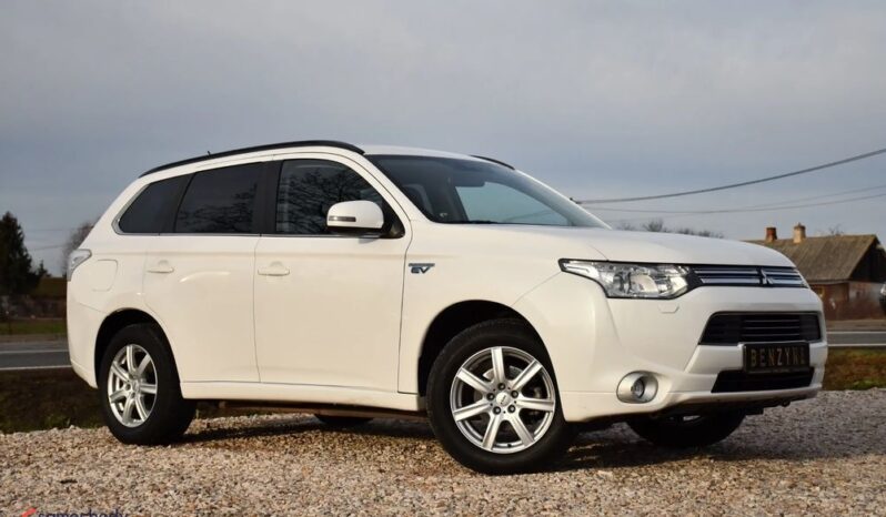 Mitsubishi Outlander 2.0 4WD Plug-In Hybrid full