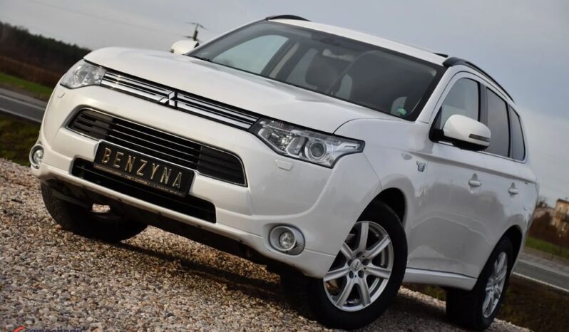 Mitsubishi Outlander 2.0 4WD Plug-In Hybrid full