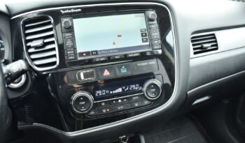 Mitsubishi Outlander 2.0 4WD Plug-In Hybrid full