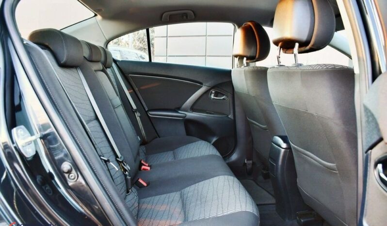 Toyota Avensis 2.0 Executive full